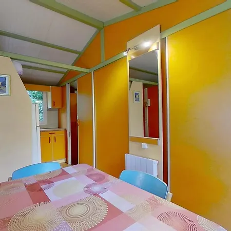 Camping Arutoli مكان تخييم