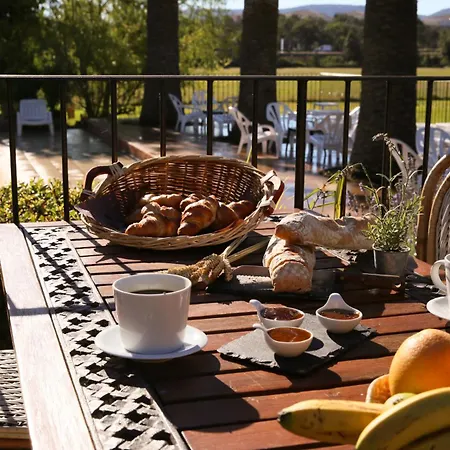 Κάμπινγκ Arutoli